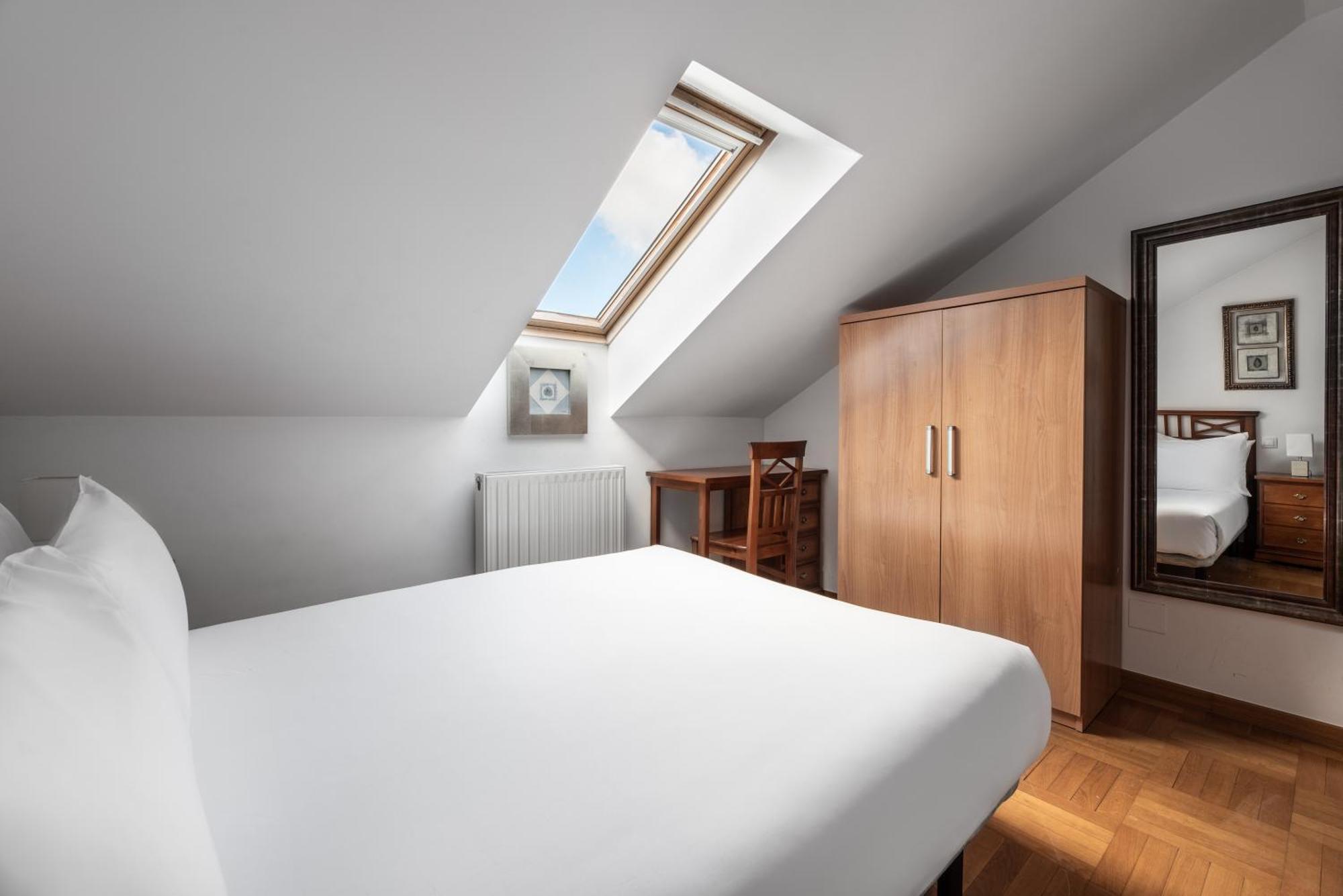Apartamentos El Cid Burgo Zewnętrze zdjęcie