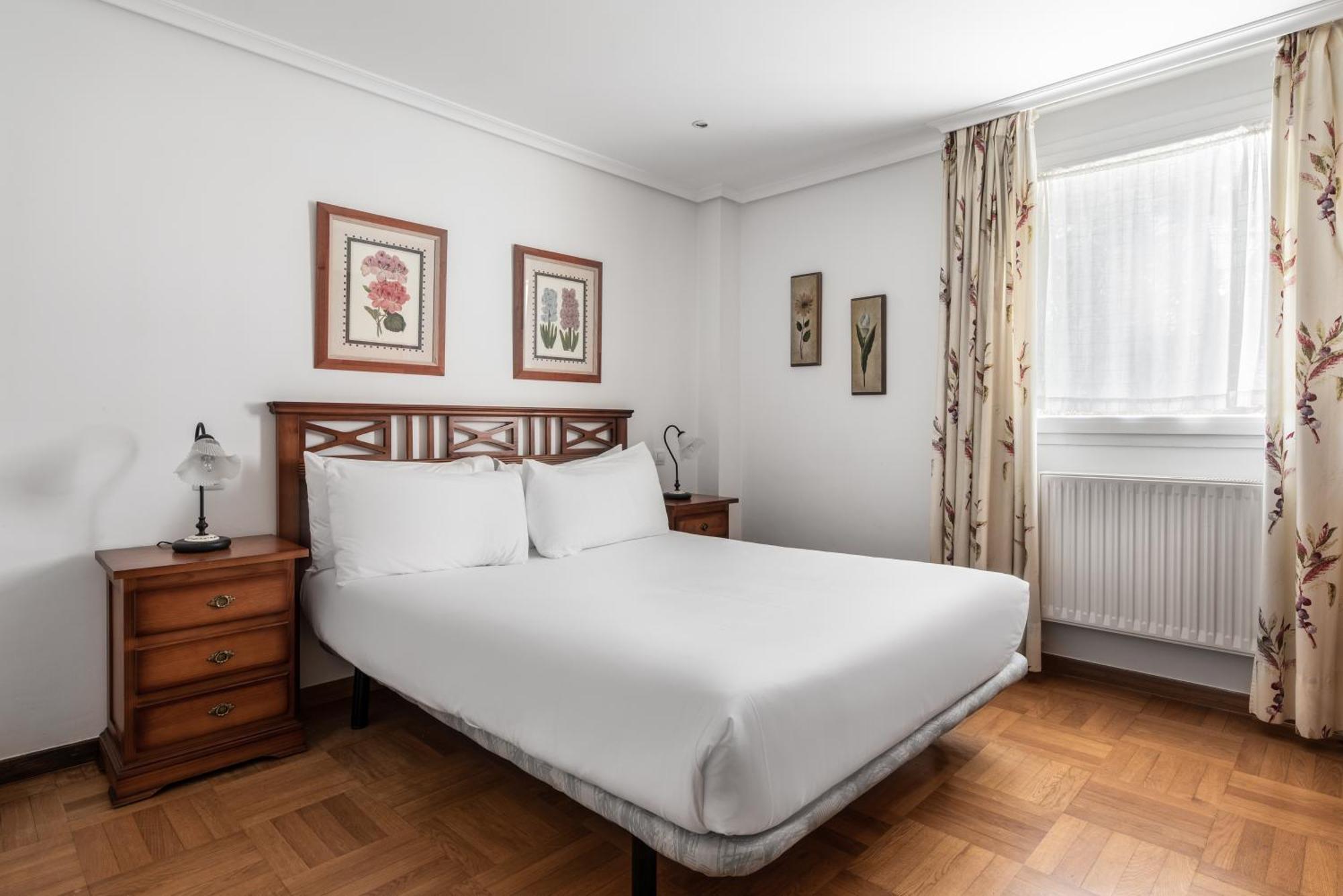 Apartamentos El Cid Burgo Zewnętrze zdjęcie